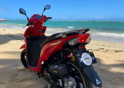 Red Tauro Dio 110cc, scooter rental, Adventures Club Terrenas, Las Terrenas de Samaná, Dominican Republic.